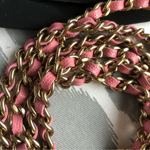 🤩💓💯 authentic Chanel WOC - Picture 12 of 12